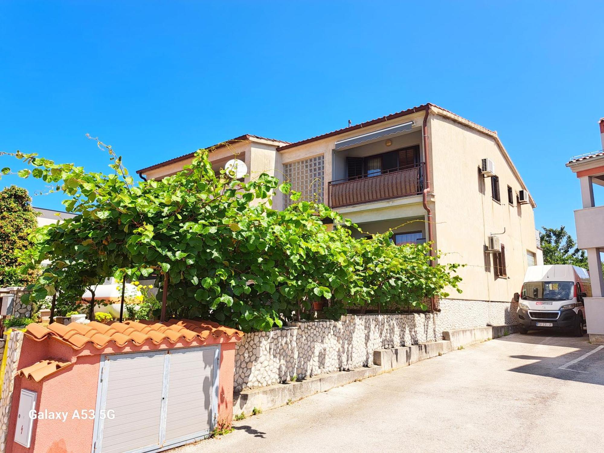 Aparments Orange & Blue Apartment Fazana Exterior photo