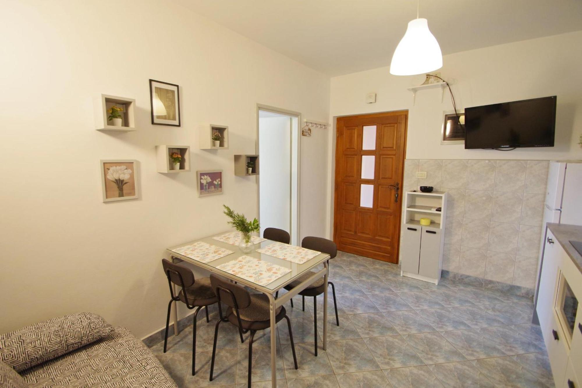 Aparments Orange & Blue Apartment Fazana Exterior photo